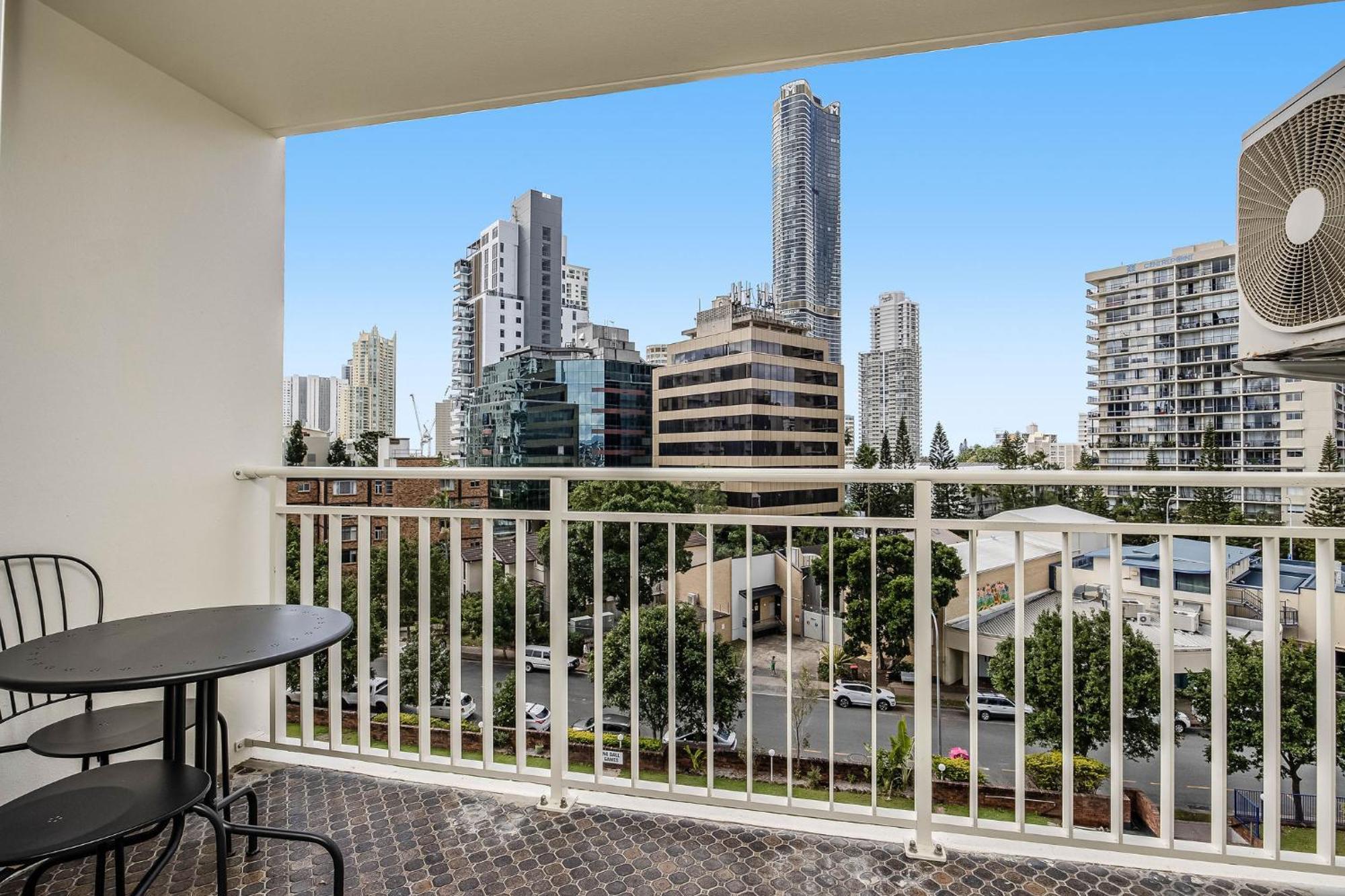 Condor Apartments By Gold Coast Premium ภายนอก รูปภาพ