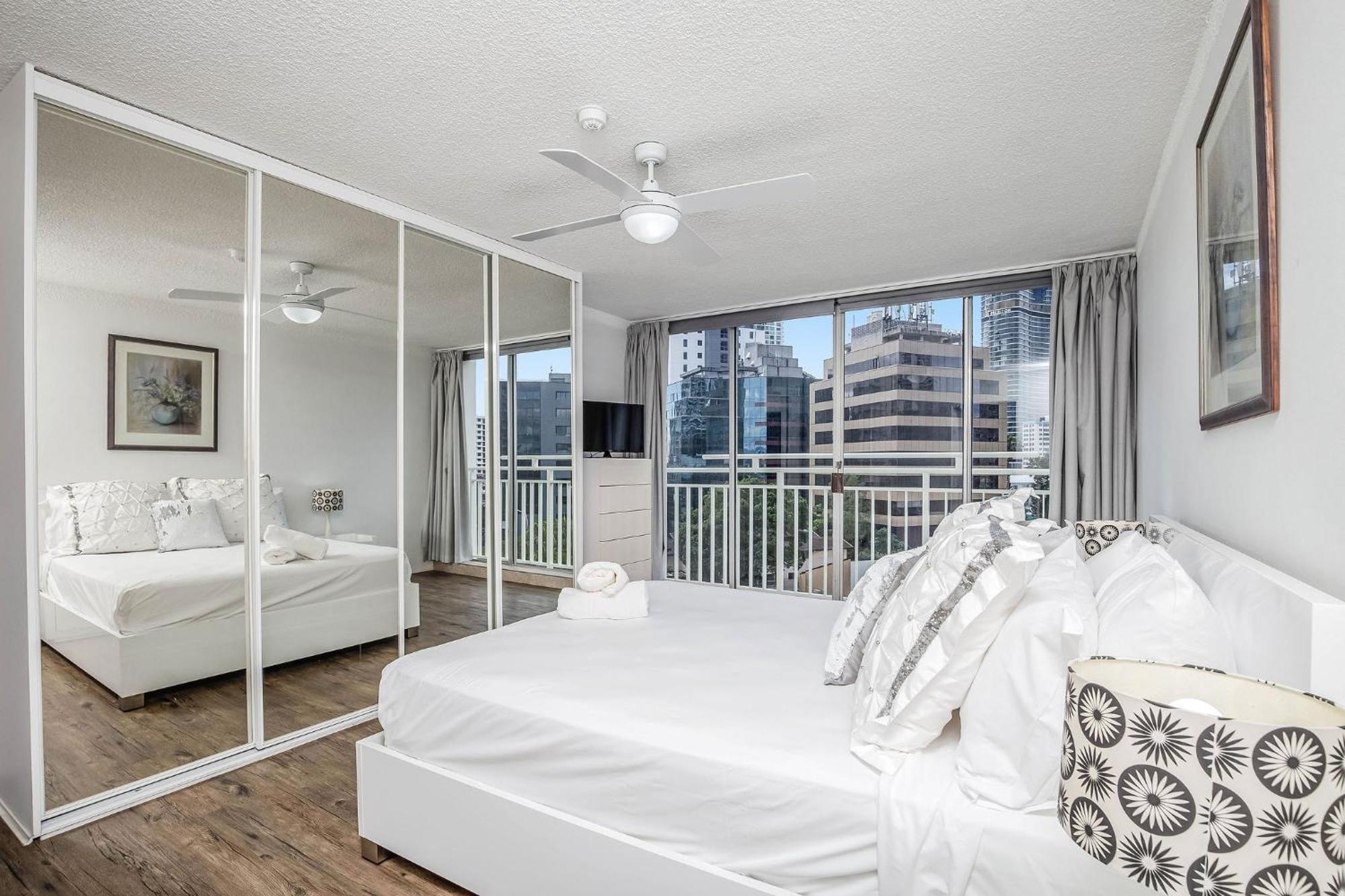 Condor Apartments By Gold Coast Premium ภายนอก รูปภาพ